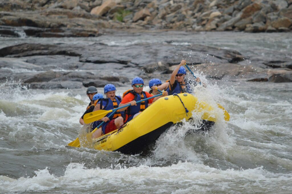 A Emocionante Jornada do Rafting