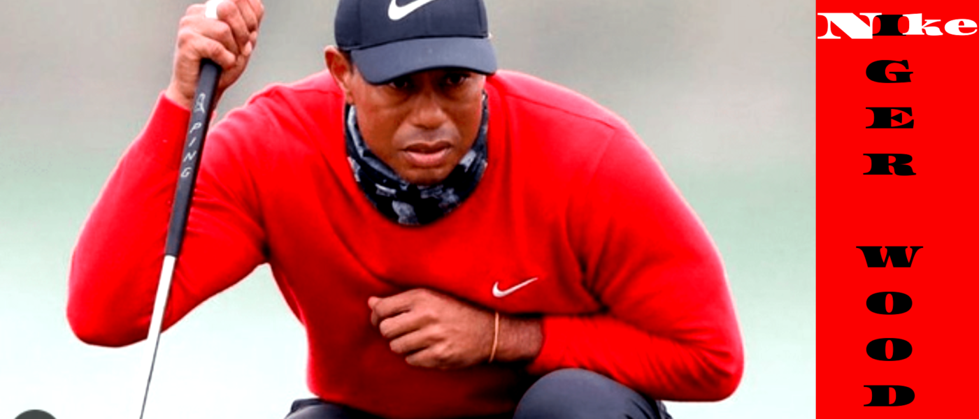 Tiger Woods preparando a tacada no golf