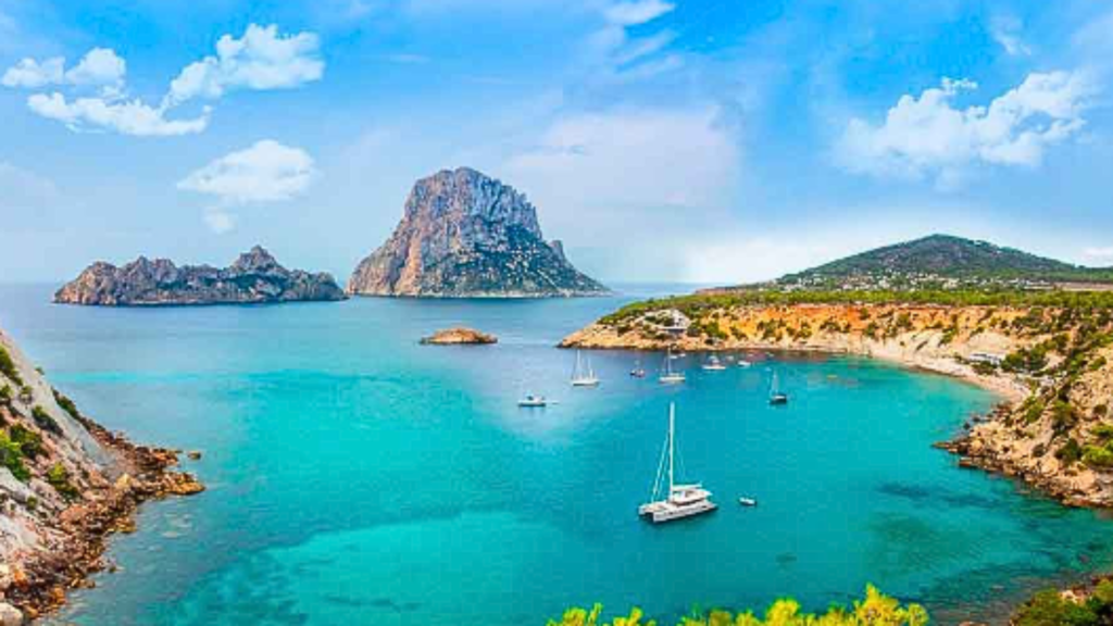 Ibiza, a pérola do Mediterrâneo.