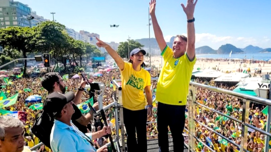 Manifestação em Copacabana